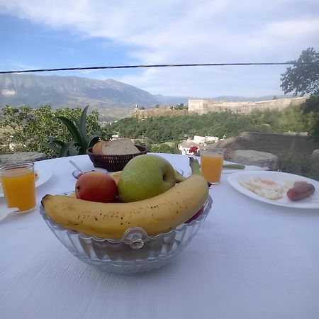 Arpet Guesthouse Gjirokastra Zewnętrze zdjęcie