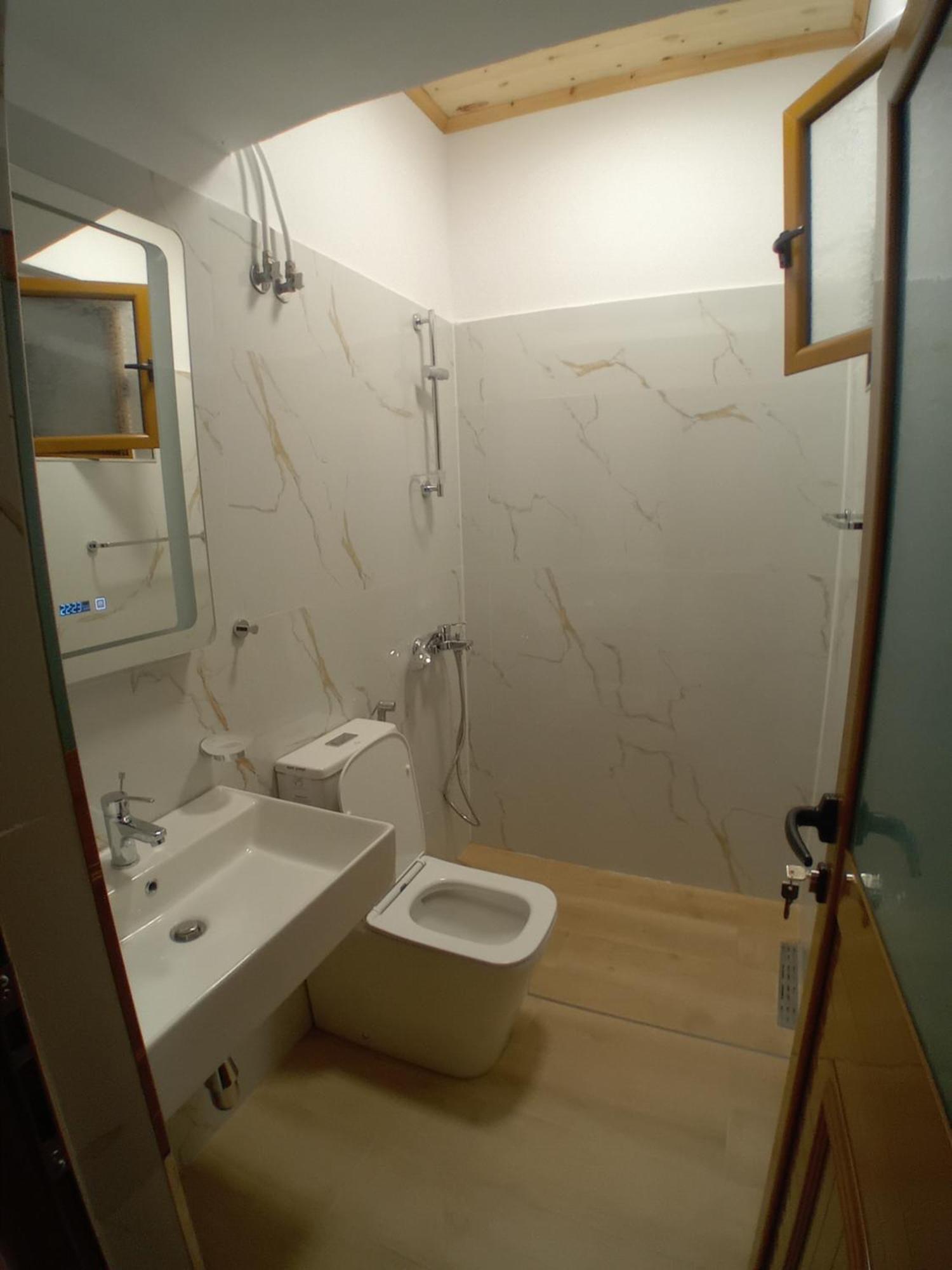 Arpet Guesthouse Gjirokastra Zewnętrze zdjęcie